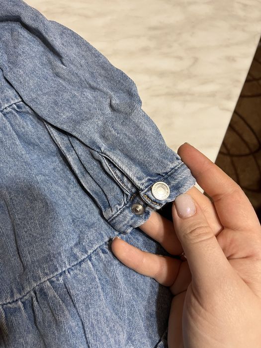 Продам джинсову сукню Zara 86 розмір