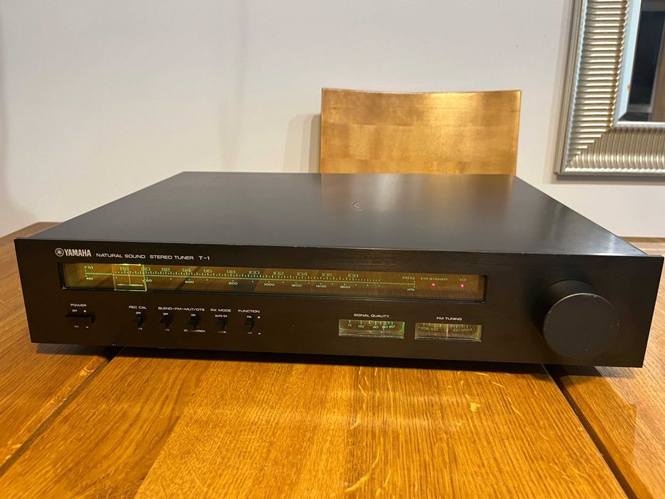 Tuner Yamaha T-1