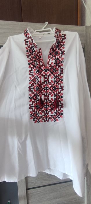 Вишиванка вишита
