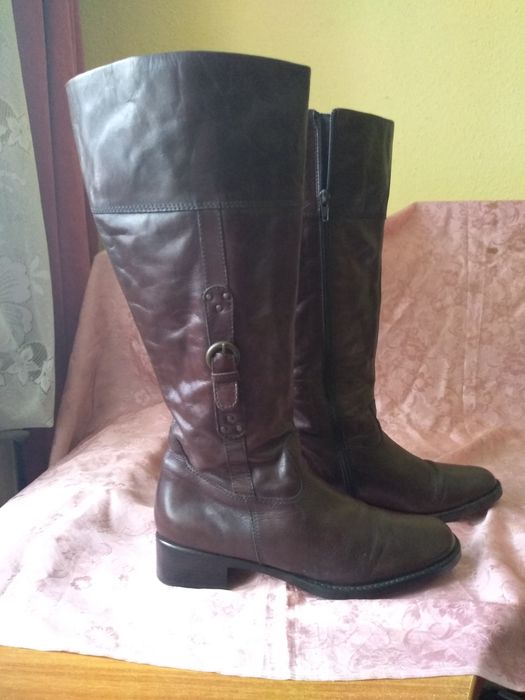 Шкіряні чобітки Confortissimo Італія 38р.