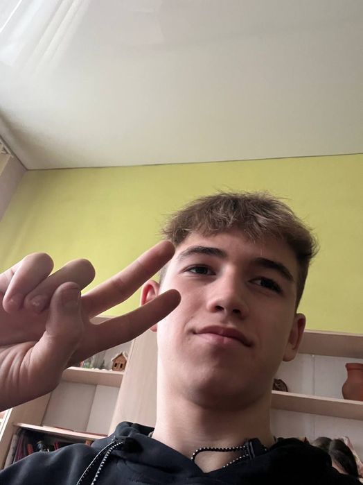 Черешня саксофон