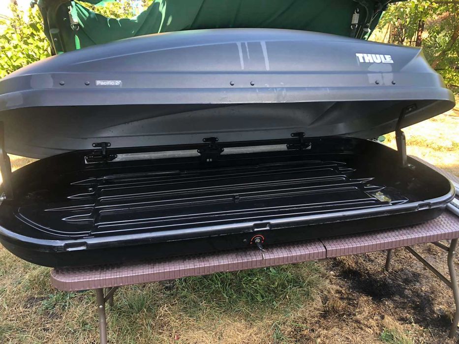 Thule Pacific 200 (6312A)+кріплення на рейлінги Thule