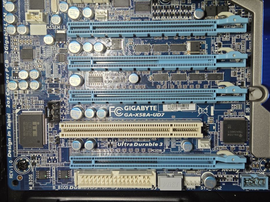 I7 980X + GA-X58A-UD7