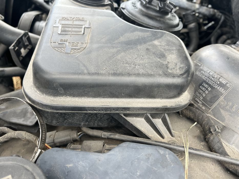 Расширительный бачок с крышкой BMW 5 (E60/E61) 6 (E63/E64) 7 (E65/E66/E67) X3 (E83)