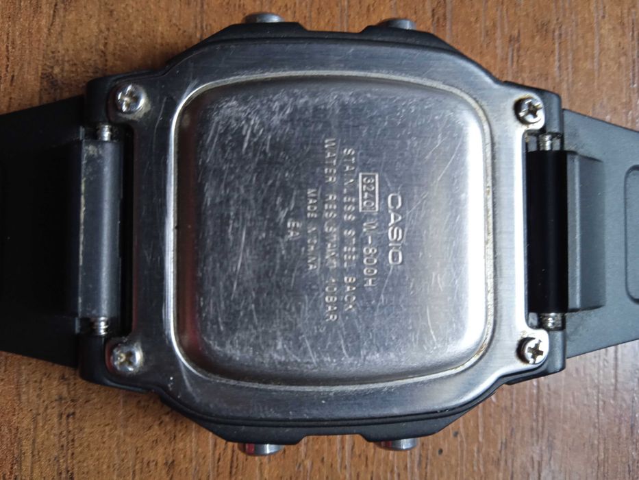Годинник Casio W-800H
