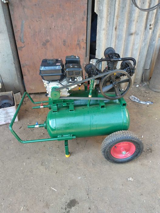 Отл  компрессор с бензиновым 7л/с или электродвигатель  4 квт-220\380