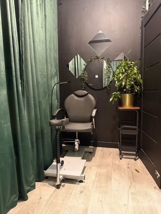 Stanowisko do manicure i pedicure