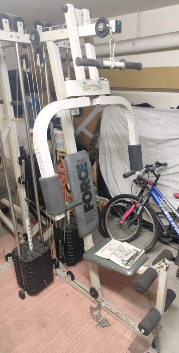 Máquina de musculação 32 funções