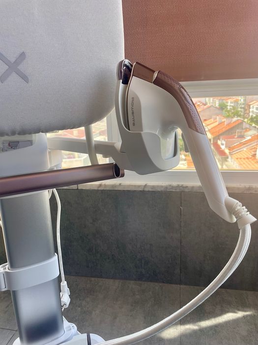 Rowenta IXEO Vision QR18– Sistema de vapor vertical premium, como novo