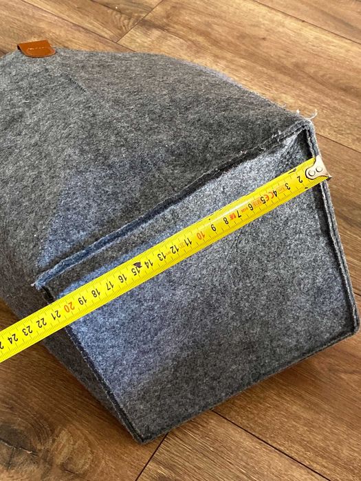 Pojemnik kosz filcowy marki Home&You wymiary ok 20x20x30 cm stan bdb