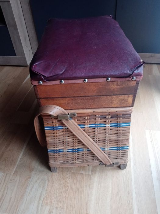 Kufer kuferek stoleczek