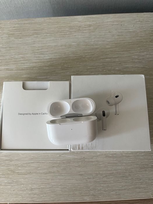 Зарядний кейс, футляр від Apple AirPods Pro