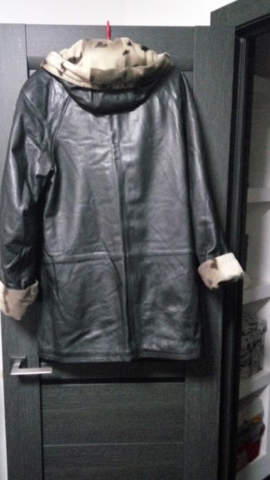 Куртка женская кожаная , б/у.  СКИДКА