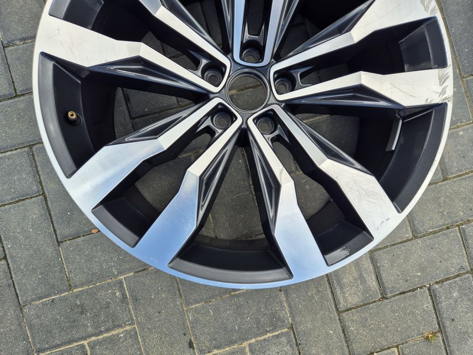 Felga Tiguan 5NA.601.025G 8.5Jx20 Et38