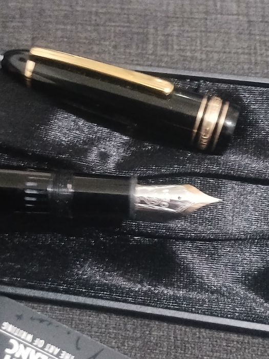 Caneta Montblanc Meisterstück  LeGrand 146  Nova