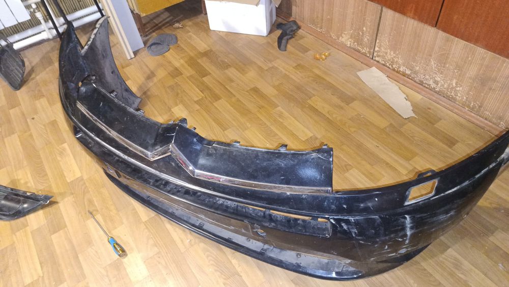 Бампер передній citroen c4 grand picasso