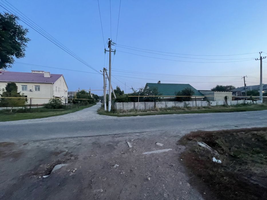 Срочно. Будинок в центрі Ширяєве, ділянка 25 соток.