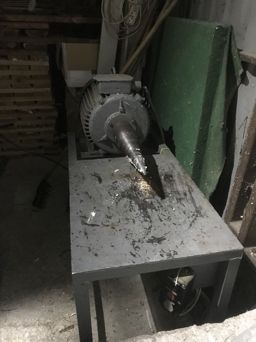 Продам дровокол морковка.