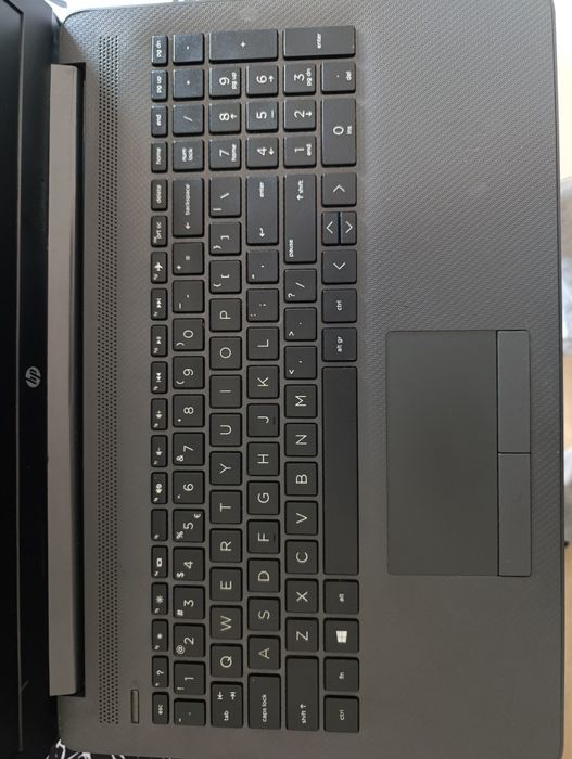 Laptop HP | 8GB RAM | Szybki SSD | Kamerka | Napęd DVD