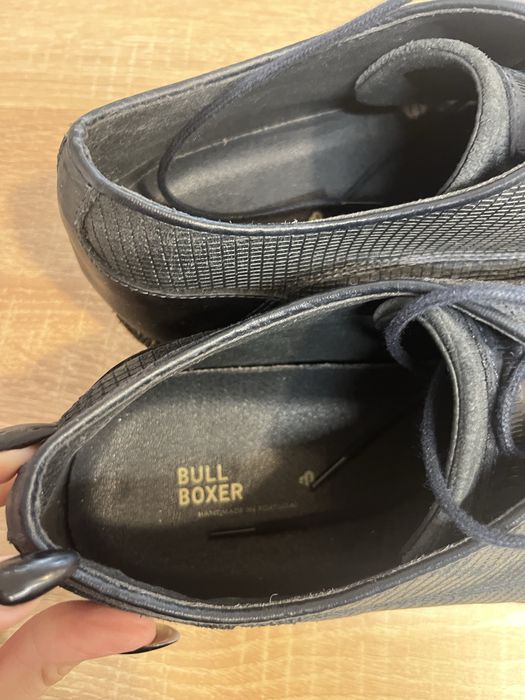 Półbuty męskie Bullboxer Premium – skóra, granatowe, r. 43