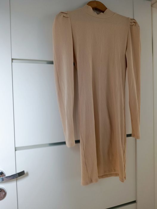 Długa sukienka nowa