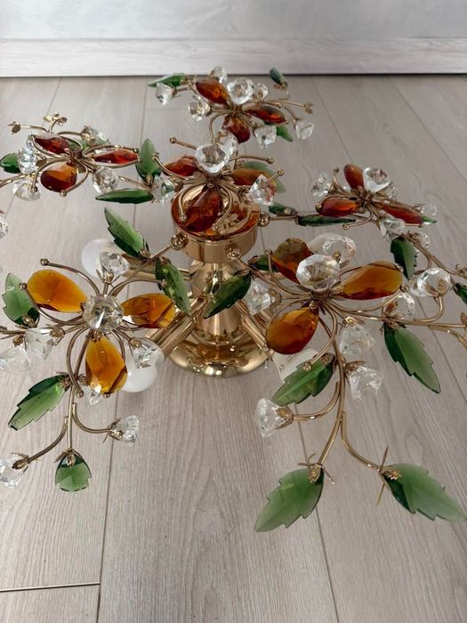 Люстра/Лампа в кімнату