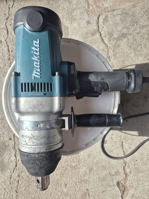 Klucz udarowy Makita TW1000