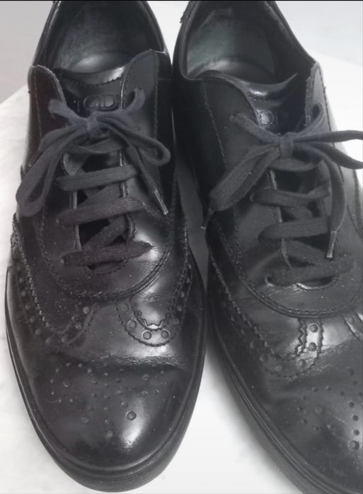 Sapatos/tenis Tod’s