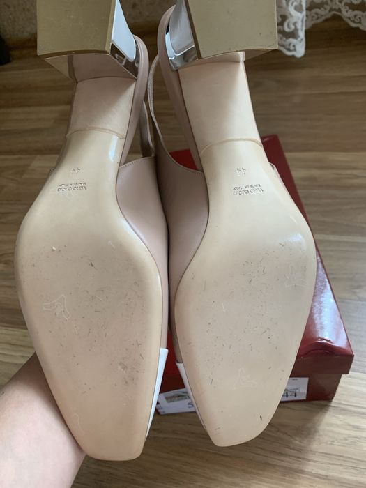 Полутуфлі жіночі шкіряні