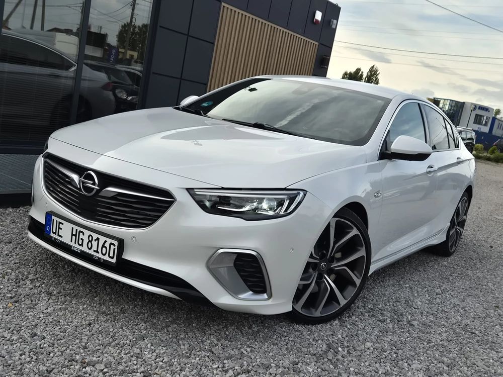 Opel Insignia Sport2.0 Direct InjTurbo 4x4 GSI
