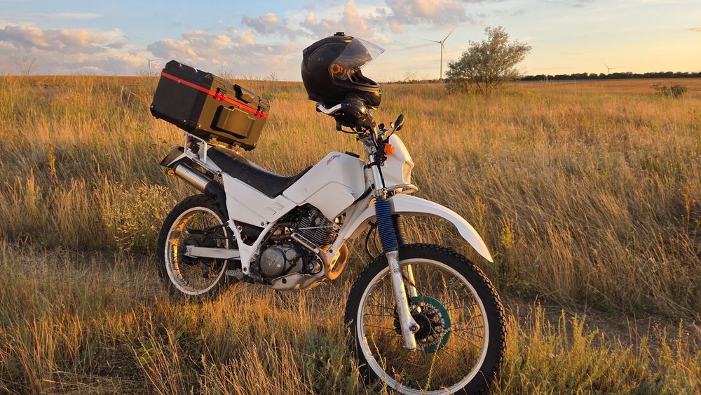 Yamaha XT225 serow