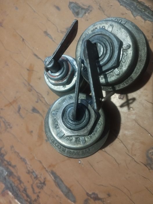 Продам вимикач стартера на МТЗ