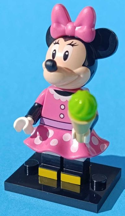Minnie v2 (Disney)