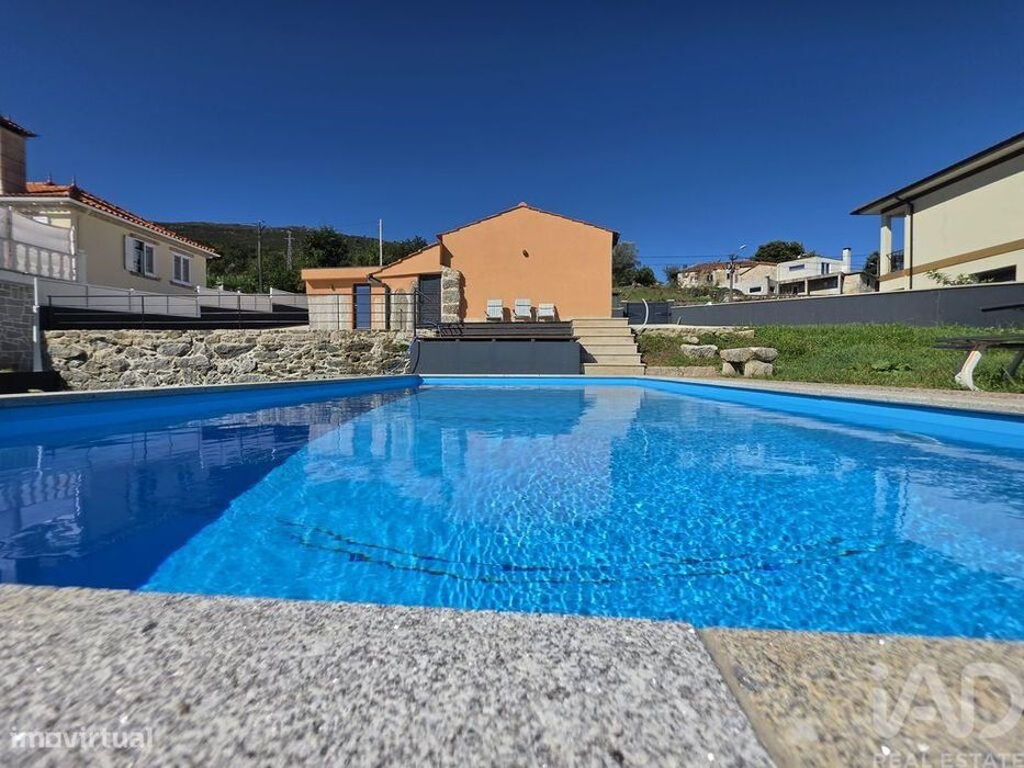 Casa de Campo T3 em Candemil e Gondar de 88 m2