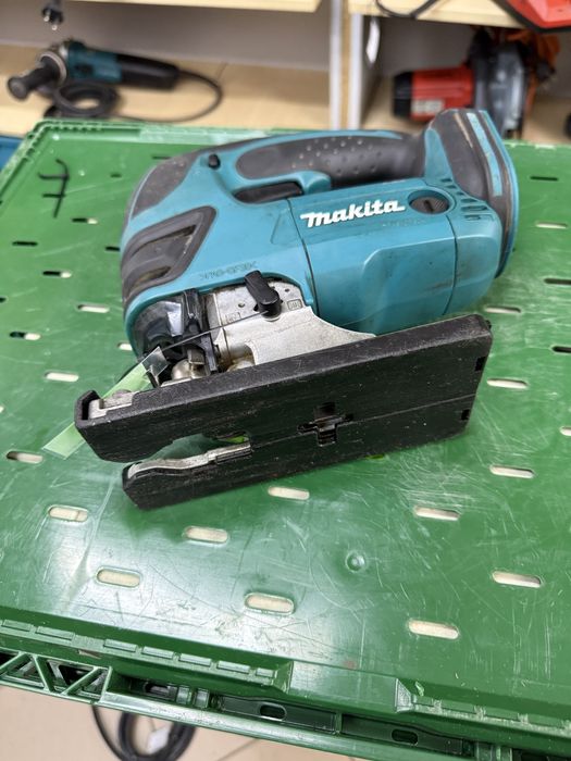 Wyrzynarka DJV180 Makita używana sprawna