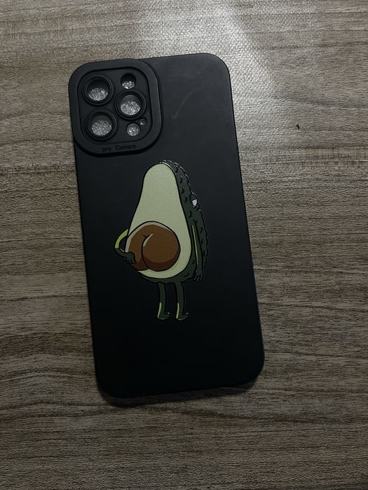 Capa iphone 12 pro max + peliculas