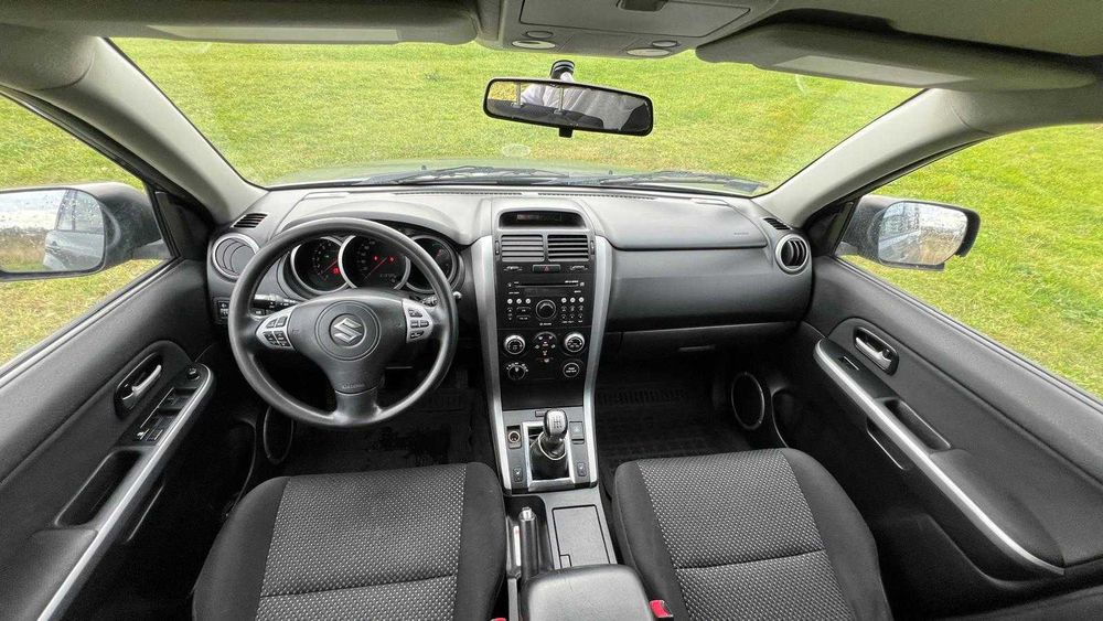 Suzuki Grand Vitara 2,0Benz 4x4 ładna i sprawna