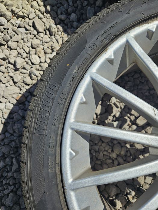 Koła felgi opony alfa romeo 215/45 r.17