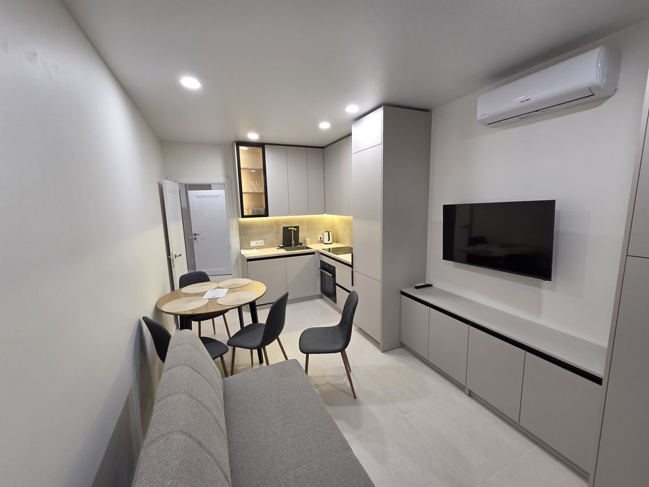 Квартира в центрі подобово Шевченка 28  platinum apart