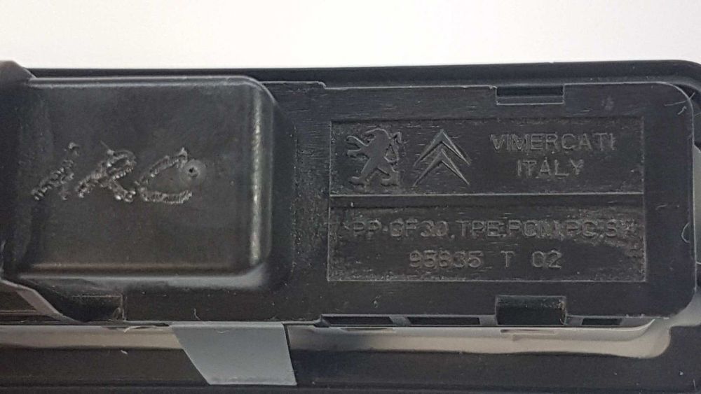 PUXADORA EXTERIRO DA MALA PEUGEOT 3008 ALLURE
