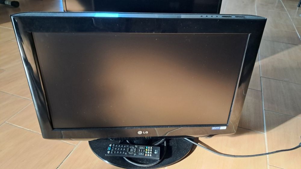 TV Sony 32" e LG 26" avariadas para peças ou reparação