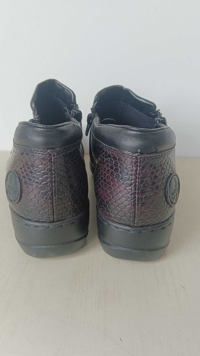 Botki damskie Rieker imitacja wężowej skórki r.41