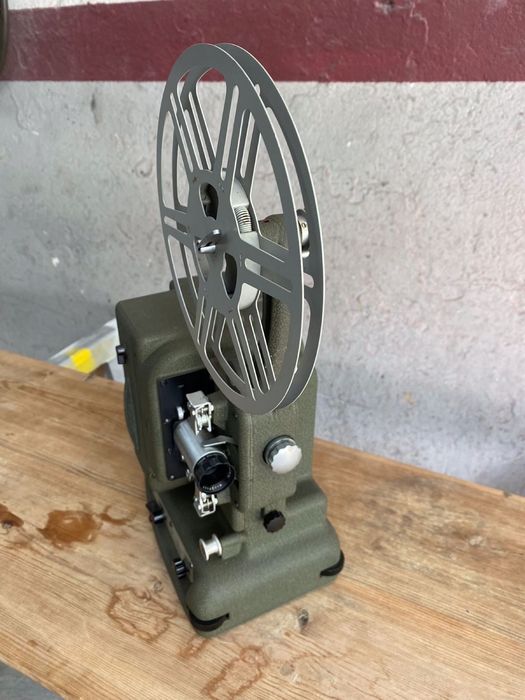 Projetor película antigo paillard 8mm