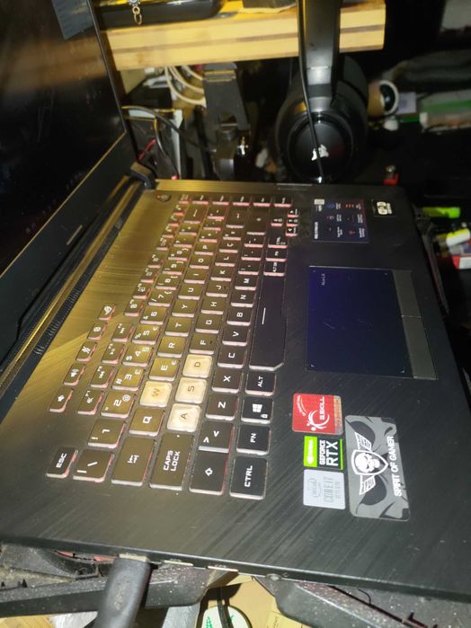 Asus Rog Strix G15 G512LV  i7-10870H  40GB RAM