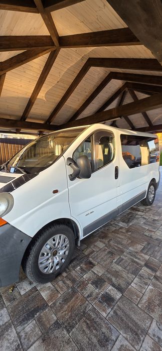Renault trafic  груз-пасс