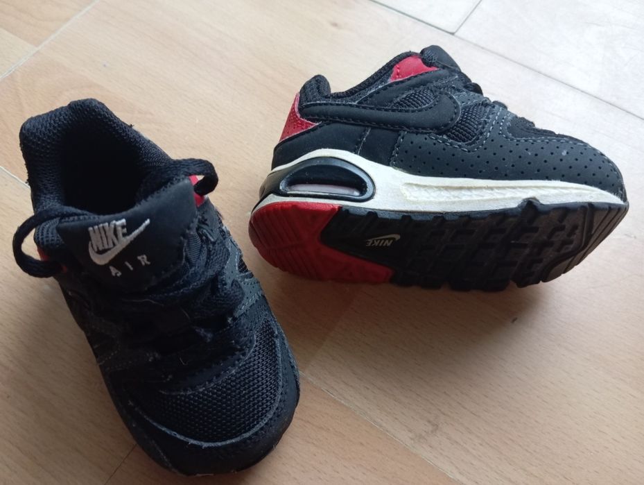 Buty markowe stan idealny dla dziecka rozmiar od 19-21