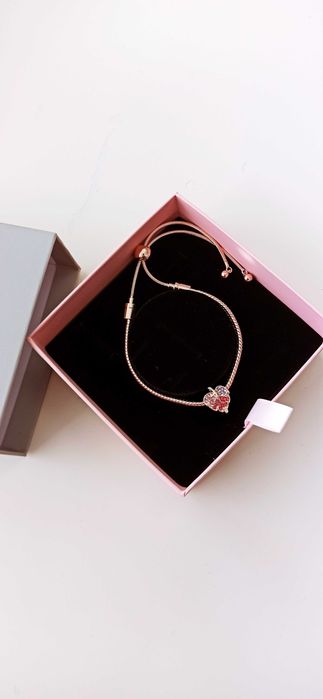 Bransoletka Regulowana z Zawieszka Lśniący Liść Pave + PUDEŁKO PANDORA