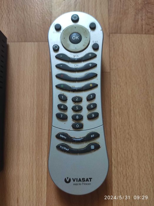 Спутниковые тюнеры : Viasat srt 7707 и  Manhattan plaza st100 + wi-fi