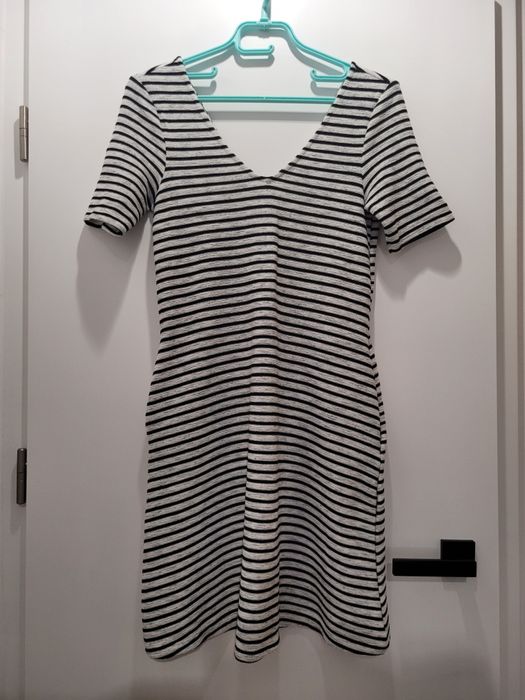 Sukienka Reserved XS