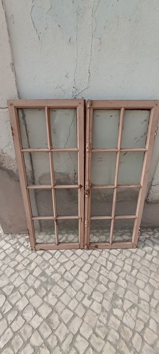Venda de janelas antigas para decoração